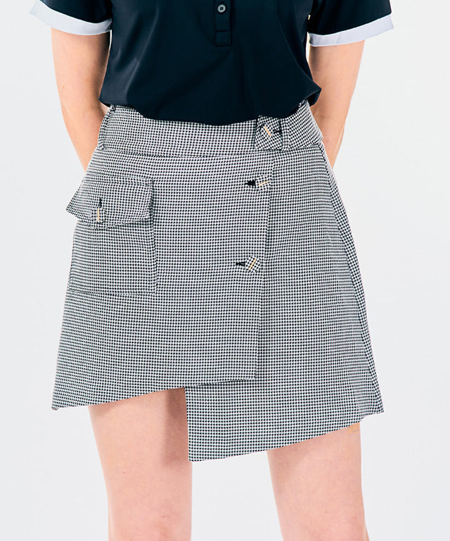 BENECIA 12 Button Unbalance Check Skirt - Black